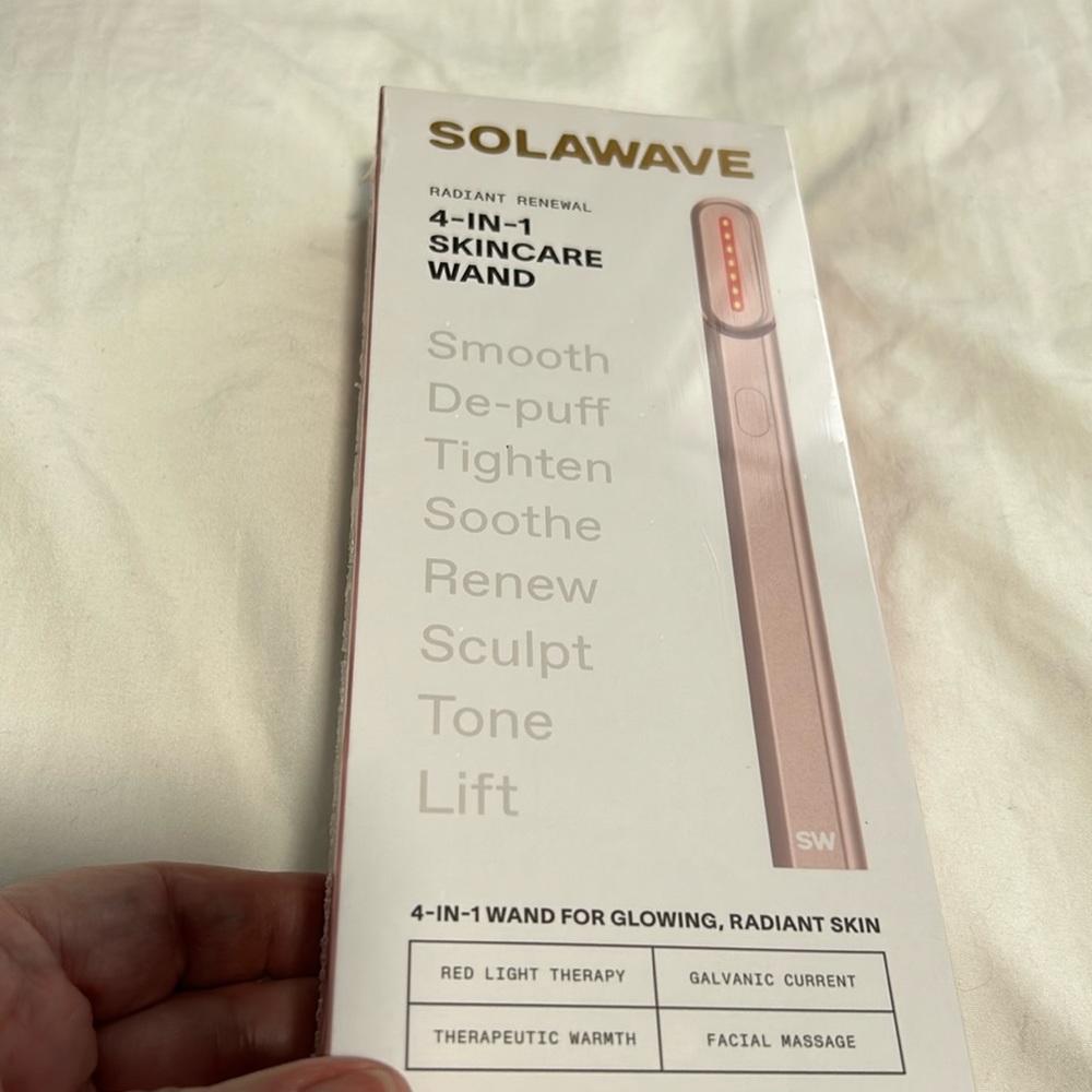 SolaWave 4-in-1 Radiant Renewal Wand In Rose Gold